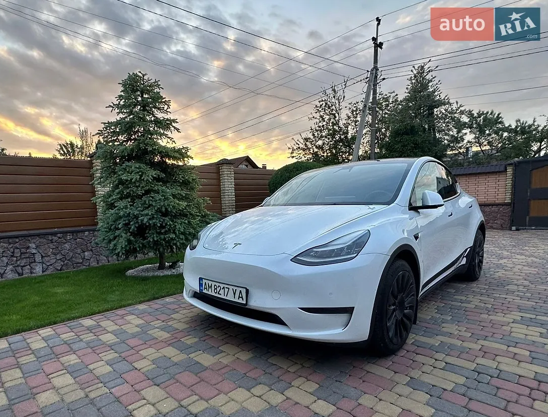 Tesla Model Y